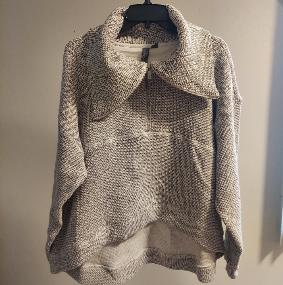Sweaty Betty Restful Boucle Textured Half Zip Sz10